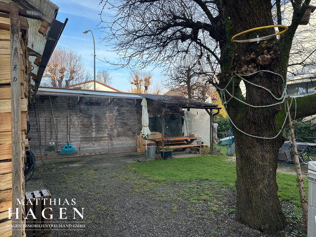 Lage Lage Lage - Mehrparteienhaus mit Seesicht