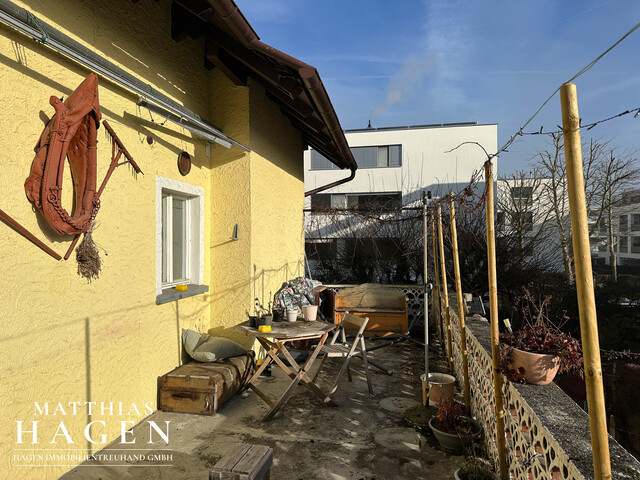 Lage Lage Lage - Mehrparteienhaus mit Seesicht