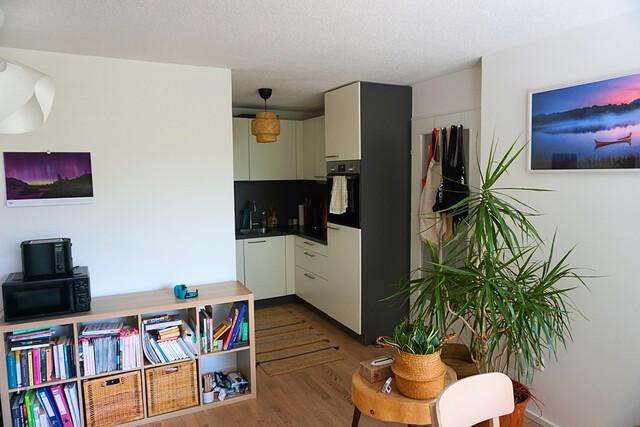 Lichtdurchflutete 2-Zimmer-Wohnung mit großen Fensterfronten – zentral in Feldkirch