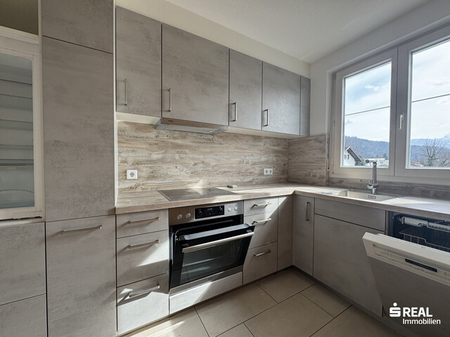 Tolle Dachgeschoss-Wohnung mit zwei Terrassen!