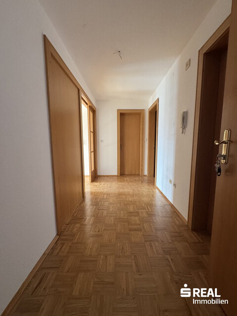 Tolle Dachgeschoss-Wohnung mit zwei Terrassen!