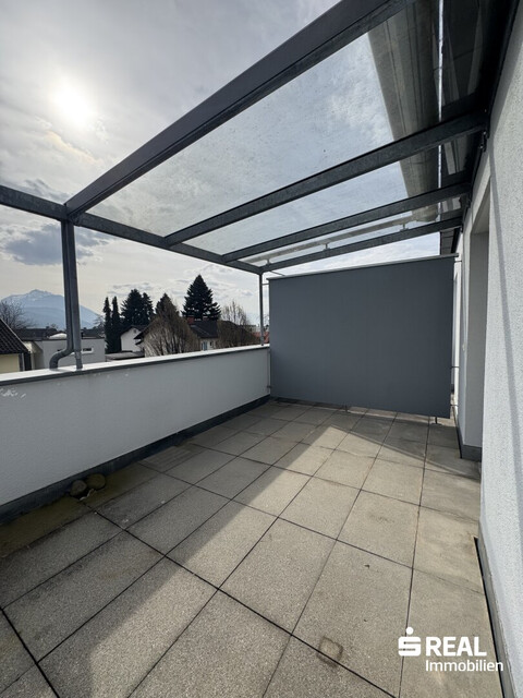 Tolle Dachgeschoss-Wohnung mit zwei Terrassen!