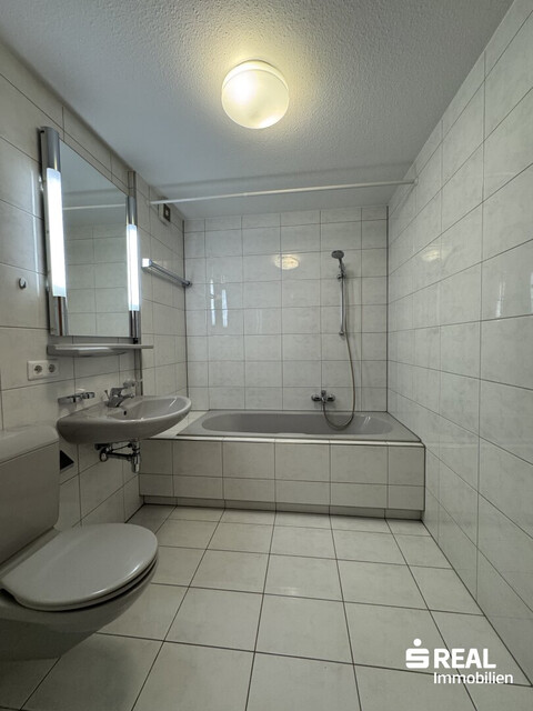 Tolle Dachgeschoss-Wohnung mit zwei Terrassen!