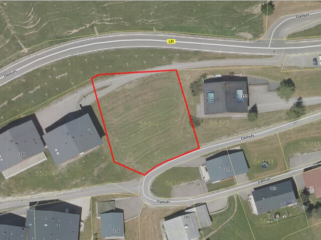 1.792 m² Baugrundstück mit Freizeitparadies direkt vor der Tür