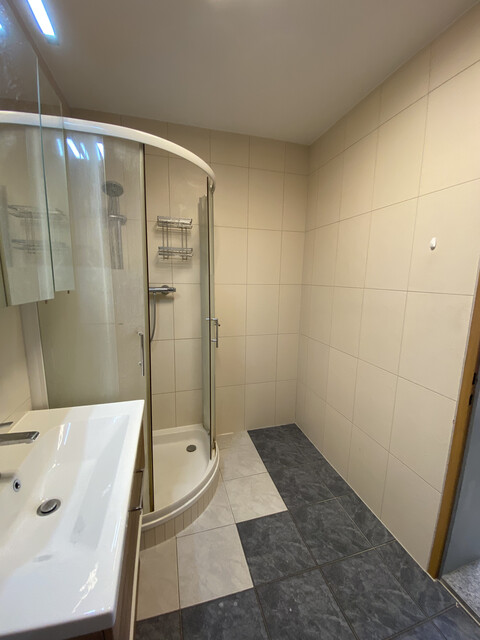 Privatverkauf! Höchst: 3,5 Zimmer & Balkon im 3. OG (ohne Lift), mit Fahrradkeller, Gartennutzung & Spielplatz