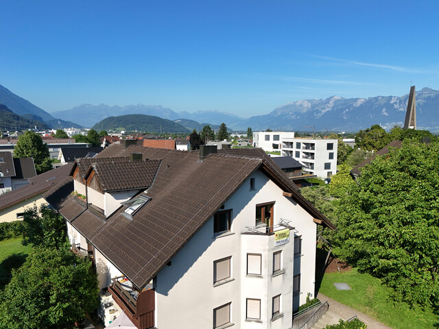 Rankweil …ruhig, mitten im Dorf, gemütlich und ein wunderschöner Ausblick…