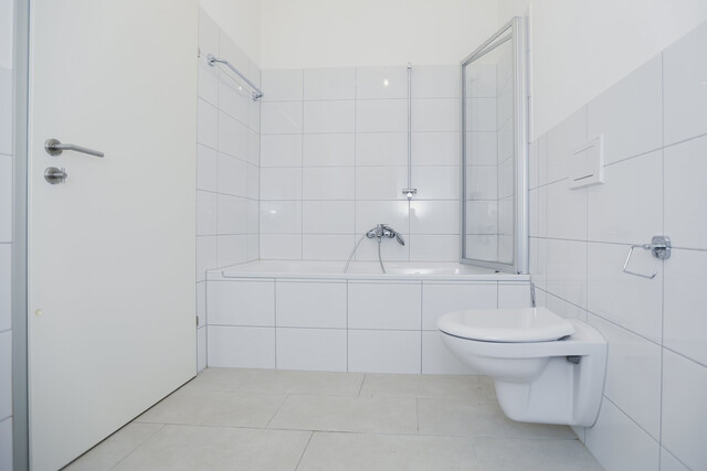 Wunderschön: 2-Zimmer, Balkon, Paketanlage und Service-App