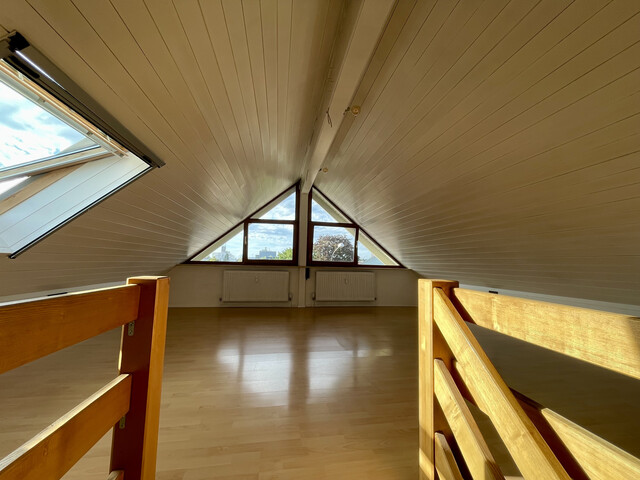 Maisonettewohnung mit Tiefgarage, 2 Balkone, Abstellraum, Keller und Fahrradabstellraum