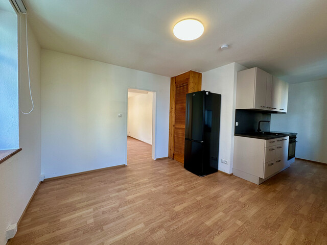 "ohne Provision" gemütliche 2 Zimmer Wohnung mit Gartenmitbenützung