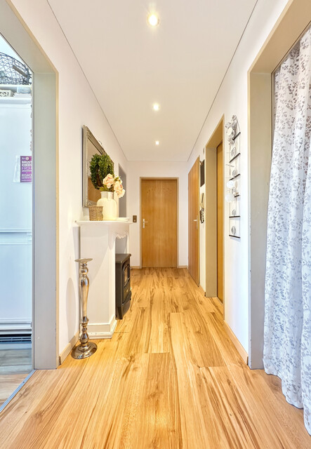 VERKAUFT: Gepflegte 2-Zimmerwohnung mit bester Infrastruktur und zwei Balkonen