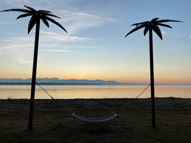 Exklusives Eckreihenhaus in absoluter Seenähe