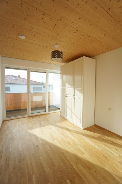 Ruhige, stilvolle Doppelhaushälfte privat zu vermieten