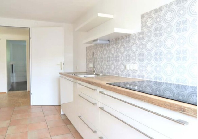 große 3 Zimmer Wohnung
