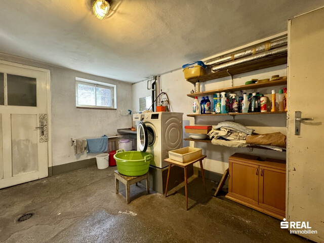 Großzügiges Mehrfamilienhaus mit vielseitigen Nutzungsmöglichkeiten