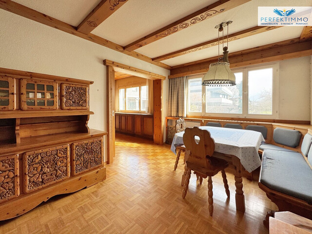 Haus mit großem Garten und Gestaltungspotenzial