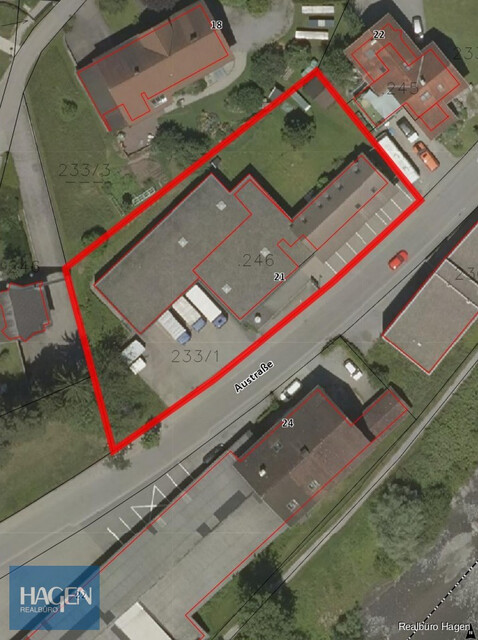 Vielseitig verwendbares Betriebsgebäude in guter Lage von Sulz zu verkaufen