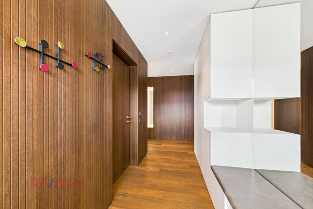 Penthouse Prestige: Das einzige Wohnrefugium auf der obersten Ebene