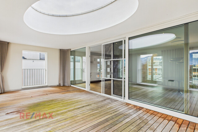 Penthouse Prestige: Das einzige Wohnrefugium auf der obersten Ebene