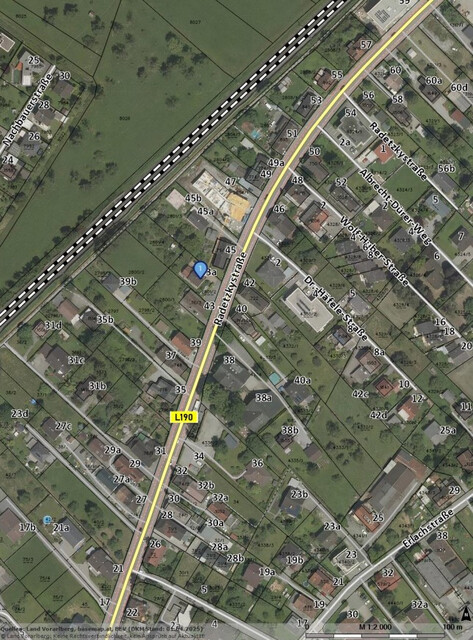 Schnäppchenhaus auf großzügigem Grundstück!