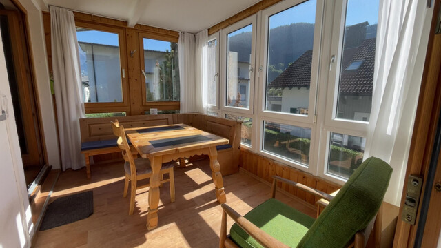 Großzügige, sonnige 3-Zimmerwohnung mit Garten in Gantschier