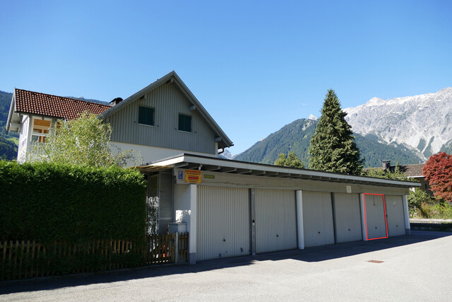 Großzügige, sonnige 3-Zimmerwohnung mit Garten in Gantschier