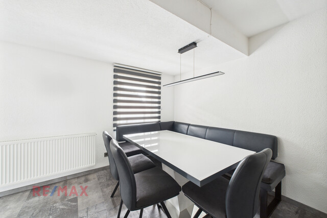 Zinshaus mit Pizzeria und bebaubarer Grundstücksreserve – Alles an einem Standort