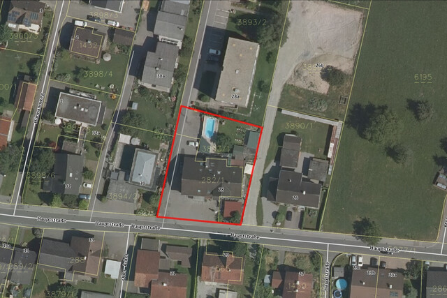 Zinshaus mit Pizzeria und bebaubarer Grundstücksreserve – Alles an einem Standort