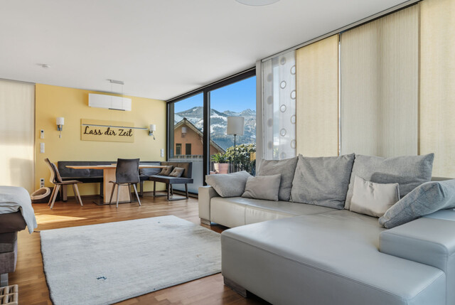 Exklusive Penthouse-Maisonette mit 100 m² Dachterrasse und Alpenpanorama!