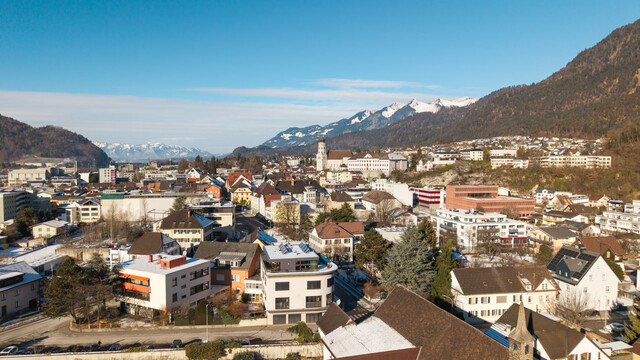 Exklusive Penthouse-Maisonette mit 100 m² Dachterrasse und Alpenpanorama!