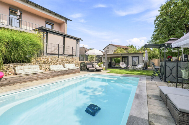 Privates Wohnglück in Lustenau – Einfamilienhaus mit Salzwasserpool, Wintergarten & Poolhaus!