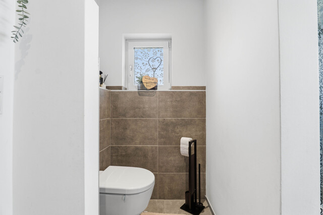 Privates Wohnglück in Lustenau – Einfamilienhaus mit Salzwasserpool, Wintergarten & Poolhaus!