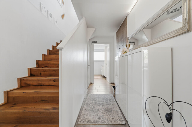 Privates Wohnglück in Lustenau – Einfamilienhaus mit Salzwasserpool, Wintergarten & Poolhaus!
