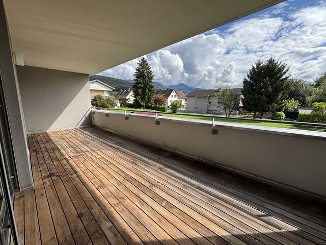 "ohne Provision" moderne, helle 2 Zimmer Wohnung mit großer Terrasse