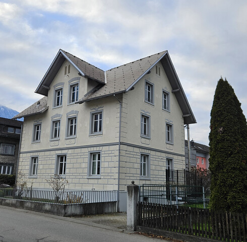 Traumhafte, zweistöckige 170 m² große Terrassenwohnung langfristig zu vermieten 