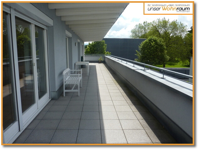 Penthousewohnung mit großer Terrasse und Garage in Lauterach