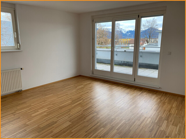 Penthousewohnung mit großer Terrasse und Garage in Lauterach