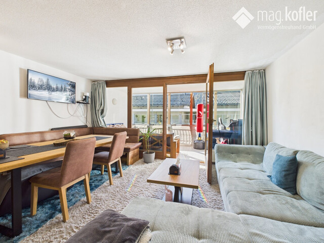 Schöne 2-Zimmer-Wohnung mit großer Veranda – ideal als Anlage