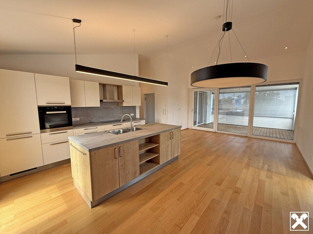 Moderne 3-Zimmerdachgeschosswohnung mit Flair