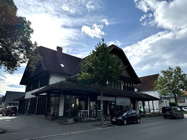 Helle Geschäftsfläche in zentraler Lage