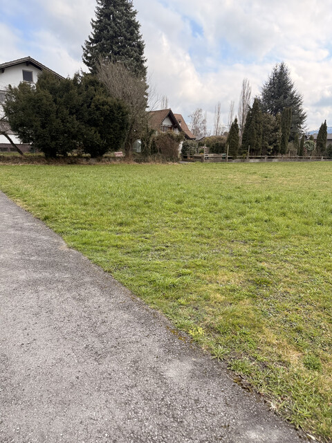 Privatverkauf: Baugrundstück in einer Sackgasse (Privatstraße), ideal für Familien, ruhige Lage