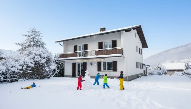 Einfamilienhaus mit großem Grundstück