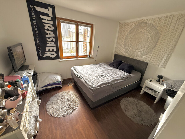 ... helle 3-Zimmer-Wohnung in Zweifamilienhaus zu vermieten