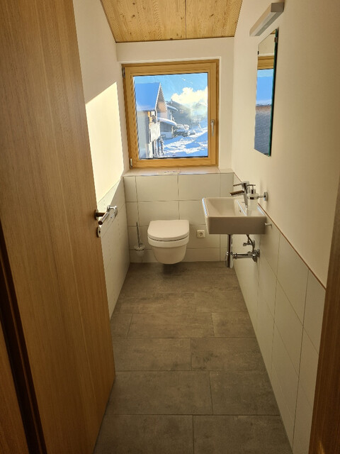 Moderne 3-Zimmer-Wohnung mit Wintergarten