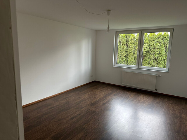 Geräumige 4-Zimmer Terassenwohnung in Stadtnähe