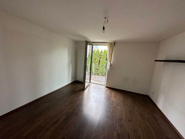 Geräumige 4-Zimmer Terassenwohnung in Stadtnähe