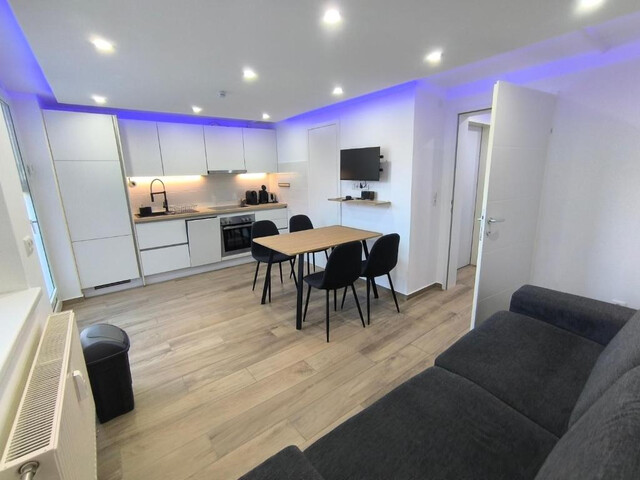 !Privatverkauf!  Sanierte Terrassenwohnung mit 18 m² Balkon und Bergpanorama und Bahnhofnähe - Ideal zum Kaufen! VHB