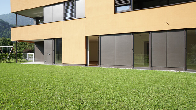 Schöne, neue 3-Zimmer-Wohnung mit Bergpanorama und großem Garten 