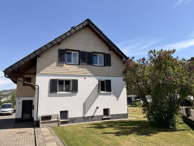 Älteres Einfamilienhaus an sehr ruhiger Wohnlage