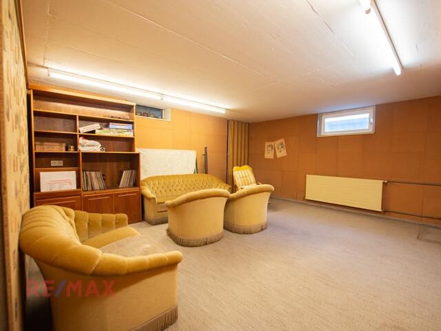 EINDRUCKSVOLLES ANWESEN IN VORTREFFLICHER LAGE