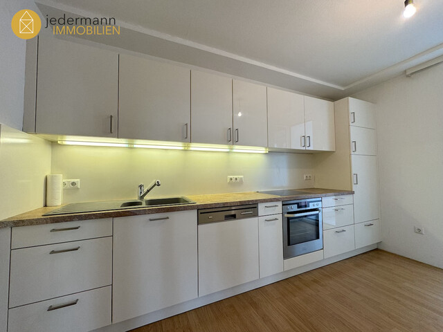 DORNBIRN: ATTRAKTIVE DACHGESCHOSSWOHNUNG MIT SCHÖNEM AUSBLICK – PREISLICH INTERESSANT!